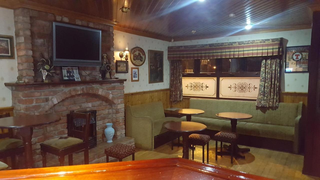 Sliabh Liag Inn Carrick  Стая снимка