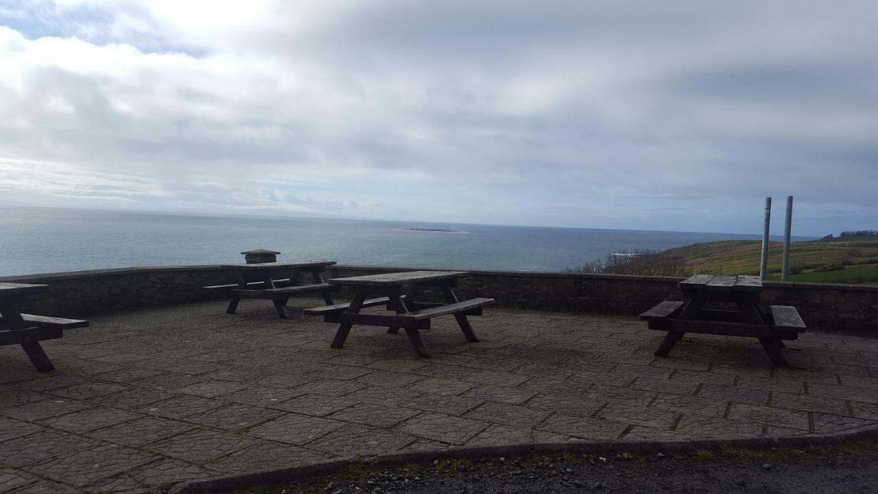 Sliabh Liag Inn Carrick  Екстериор снимка